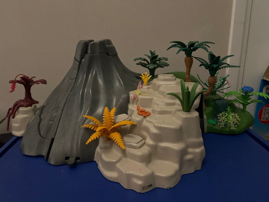 Playmobil 5230 vulkaan met dino’s, Kinderen en Baby's, Ophalen of Verzenden, Gebruikt