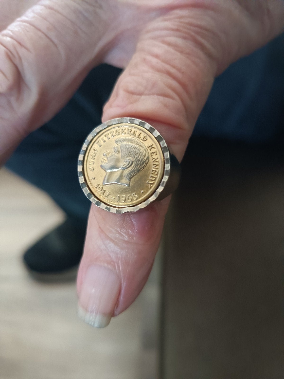 Zilveren ring met gouden John F. Kennedy munt (1917-1963), Antiek en Kunst, Ophalen of Verzenden, Zilver