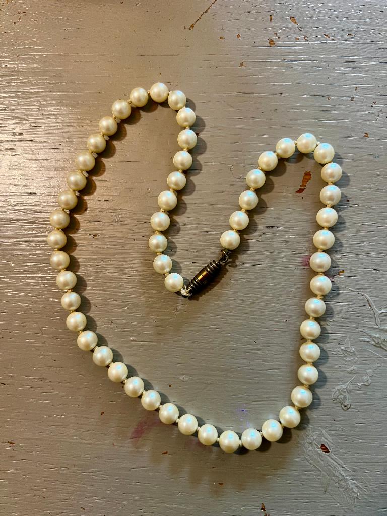 Vintage parels ketting collier parelketting costume jewelry, Sieraden, Tassen en Uiterlijk, Antieke sieraden, Ophalen of Verzenden