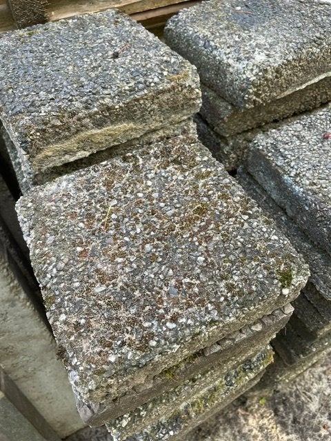 Gratis antraciet tegels 20x20cm, x 5cm dik, ong. 56 stuks, Tuin en Terras, Ophalen, Gebruikt, Minder dan 5 m², Beton