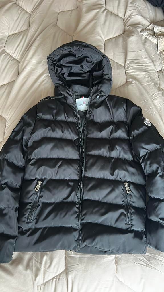 Moncler jas, Ophalen of Verzenden, Zo goed als nieuw