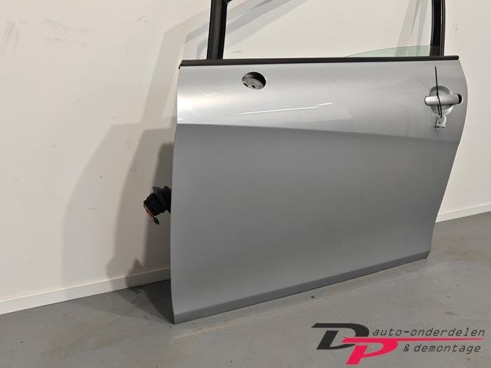 Portier 4Deurs links-voor van een Seat Leon (LS7Y), Gebruikt, -, Deur, -