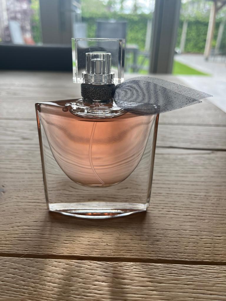 Lancôme Paris La vie est belle edp 50 ml, Sieraden, Tassen en Uiterlijk, Uiterlijk | Parfum, Ophalen of Verzenden, Nieuw