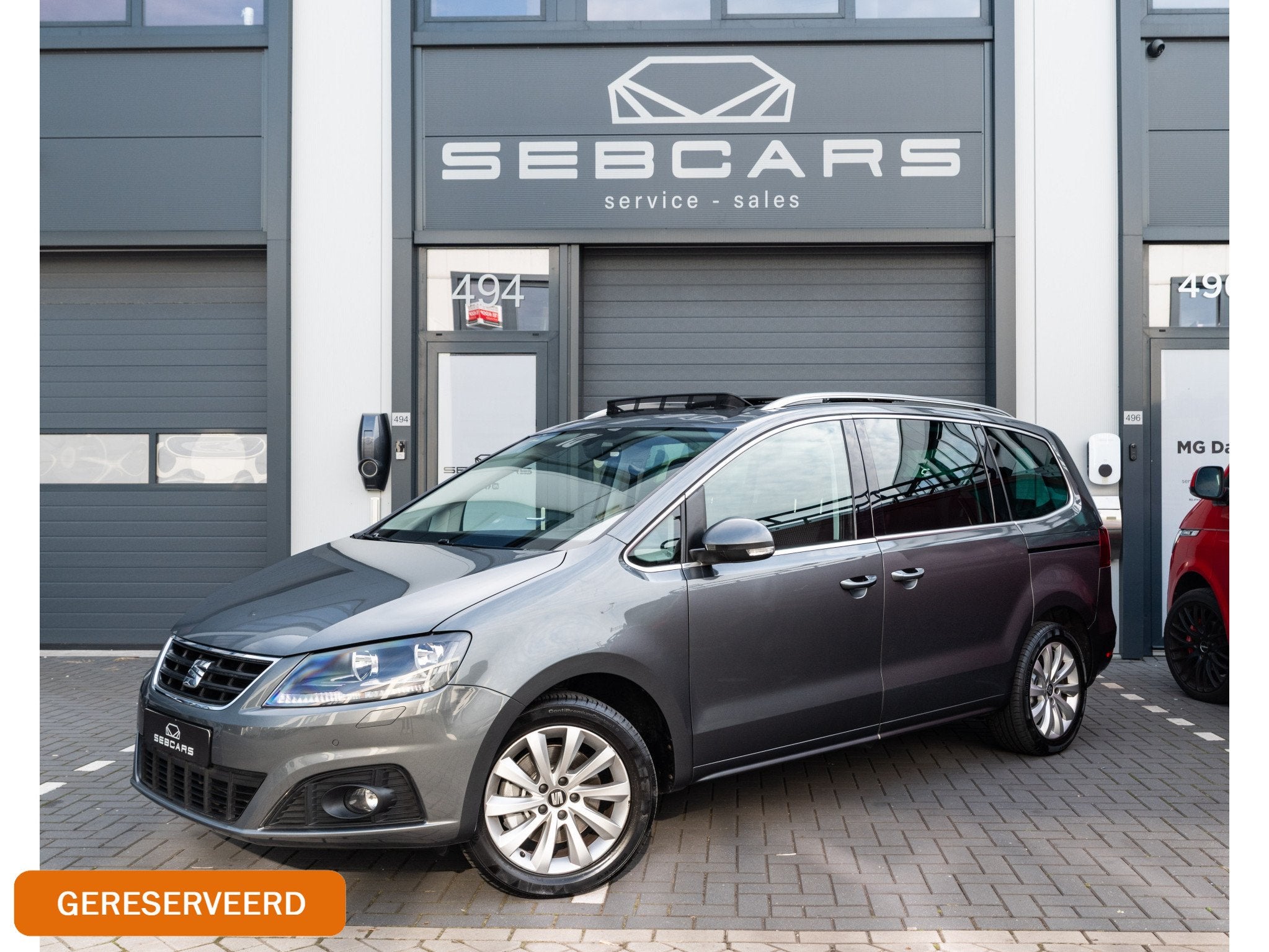SEAT Alhambra 1.4 TSI Style DSG PANODAK, GEINTERGREERDE KIND, Auto's, Gebruikt, Zwart, 4 cilinders, 7 stoelen