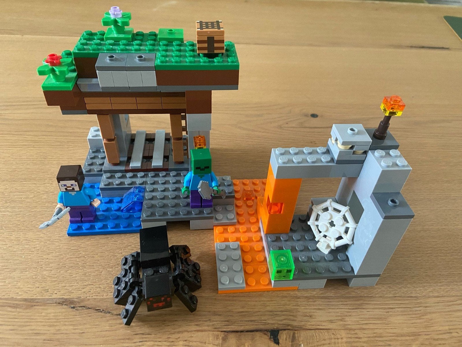 LEGO Minecraft De Spinnenval (21142), Ophalen of Verzenden, Zo goed als nieuw, Overige merken