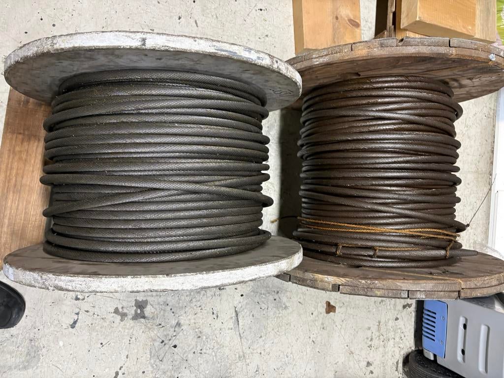 2 Haspels stalen hijskabel 14mm, Ophalen, Nieuw, 250 mm of meer, Overige typen
