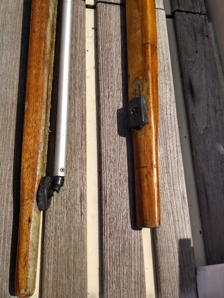 2 helmstokken hardhout 108 cm lang, Ophalen, Gebruikt, Overige typen