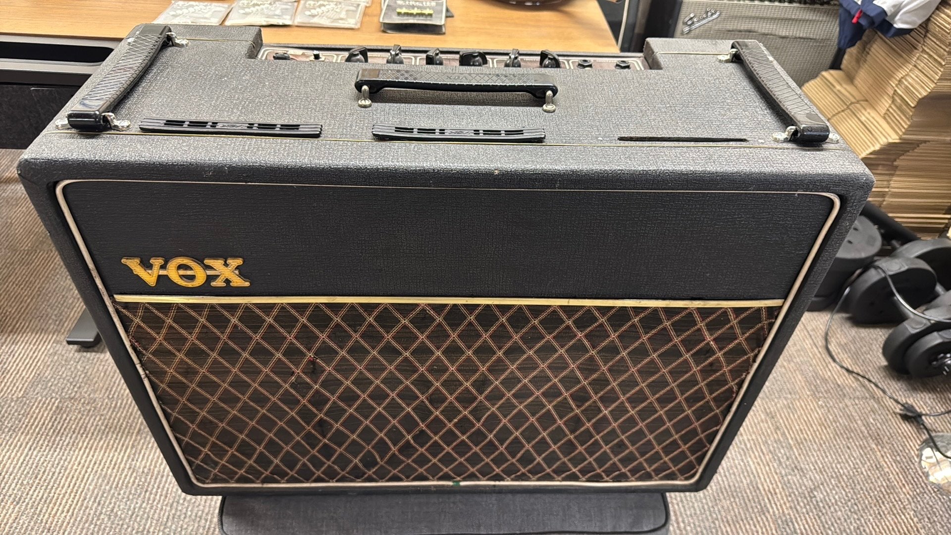 Vox, Ophalen of Verzenden, Zo goed als nieuw, Minder dan 50 watt