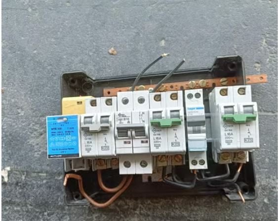 Complete Zekeringkast diverse automaten deurbel trafo, Ophalen of Verzenden, Zo goed als nieuw, Groepenkast