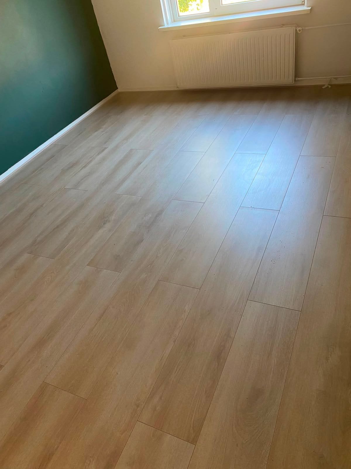 laminaat leggen, verf, stukadoor,0626236594, Ophalen of Verzenden, Zo goed als nieuw, Laminaat