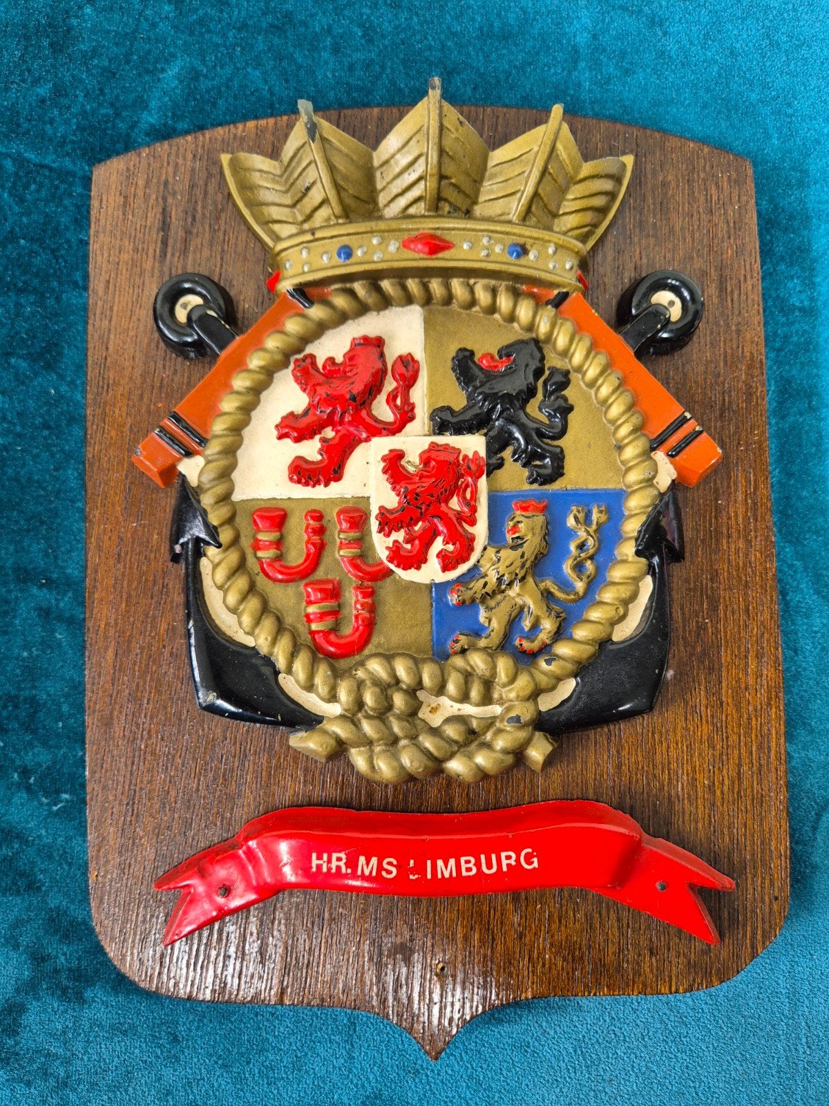 Wapenschild Hr. Ms. Limburg D814, Verzamelen, Ophalen of Verzenden, Marine, Nederland, Embleem of Badge