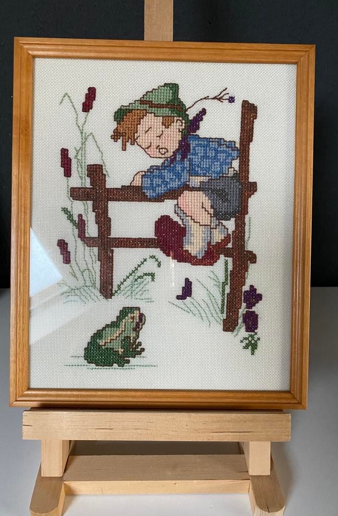 Geborduurde hummel ‘oei een kikker’ - vintage-, Hobby en Vrije tijd, Ophalen of Verzenden, Zo goed als nieuw, Overige typen