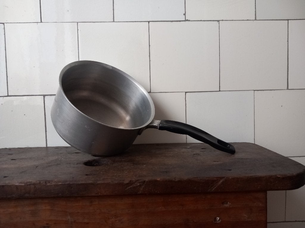 vintage antiek aluminium steel pannetje zwart greep bakeliet, Ophalen of Verzenden