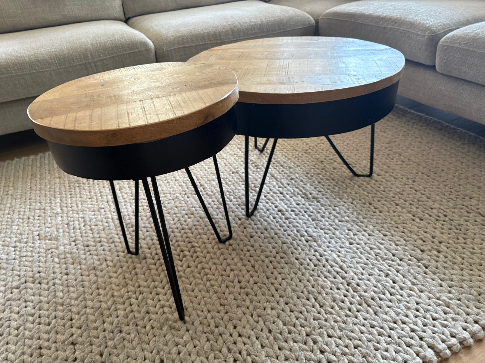 Salontafel set van mangohout met zwarte rand, Ophalen, Rond, 50 tot 100 cm, Zo goed als nieuw