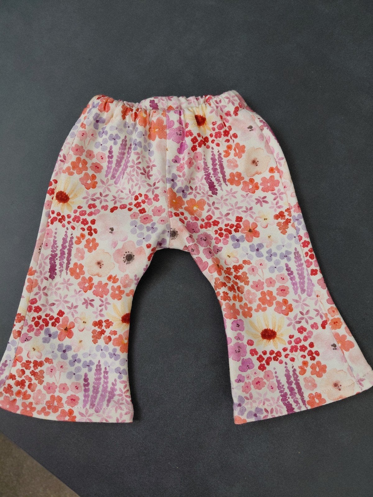 broekje met pastelkleurige bloemen voor baby born pop, Ophalen of Verzenden, Nieuw, Babypop