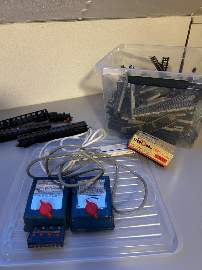 Vintage Märklin H0 treinset met locomotief, wagons en rails, Hobby en Vrije tijd, Wisselstroom, Ophalen of Verzenden, NS, Märklin