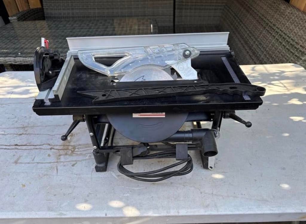 HBM Tafelzaagmachine 800 Watt - Compact en Krachtig, Doe-het-zelf en Verbouw, Gereedschap | Zaagmachines, Ophalen, Gebruikt, Overige typen