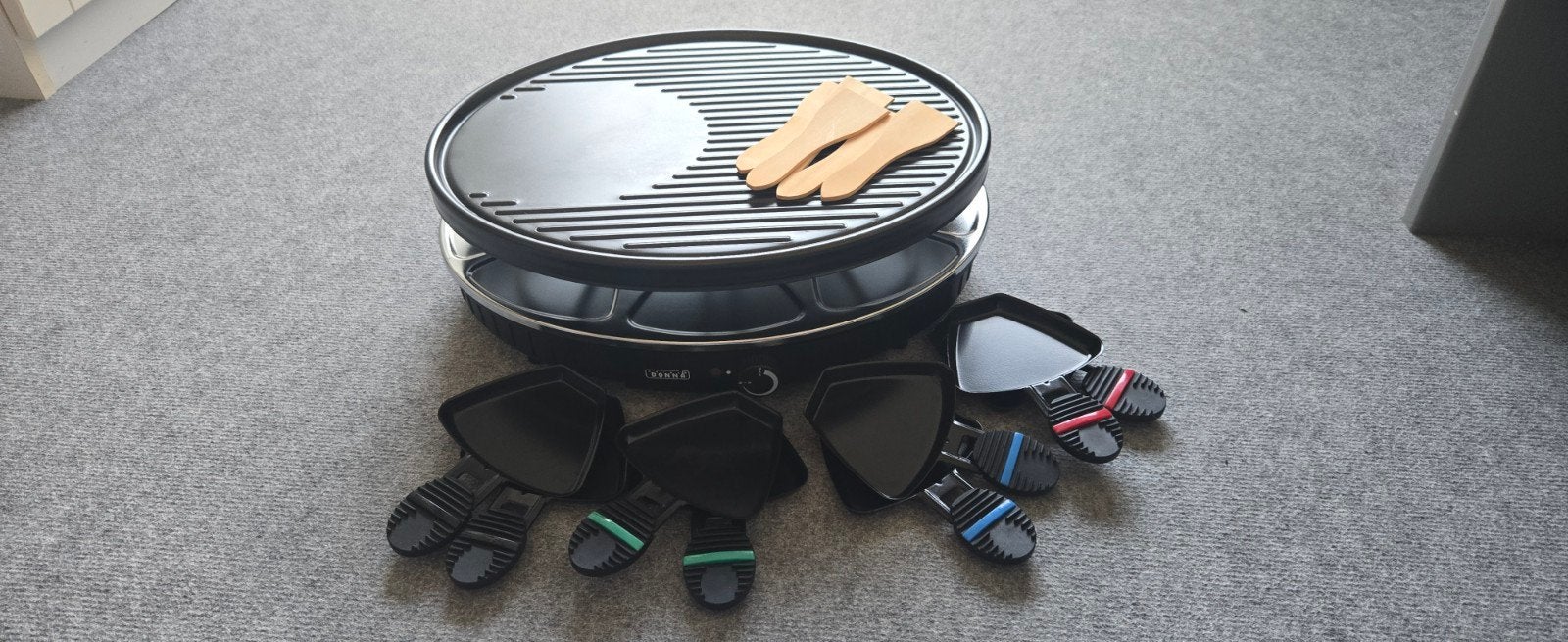 Raclette grill met 8 pannetjes en spatels, Ophalen of Verzenden