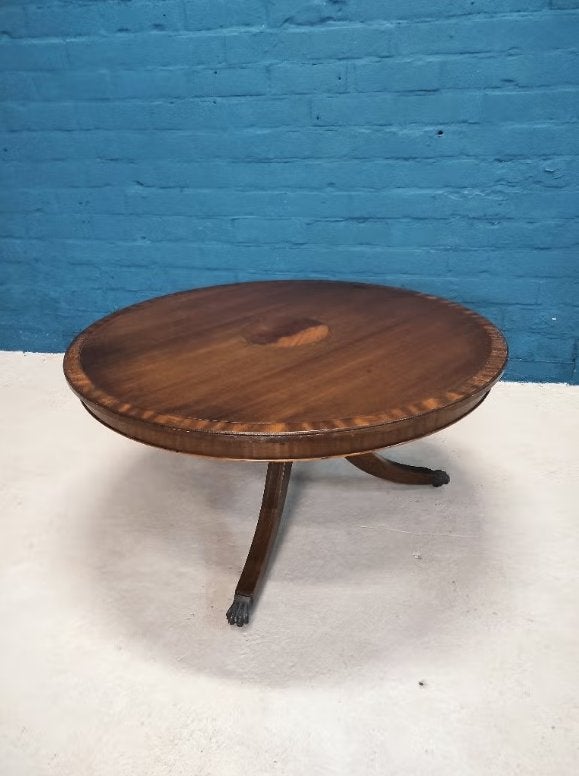Antieke Notenhouten Salontafel met Leeuwenpoten Ø113 cm, Ophalen
