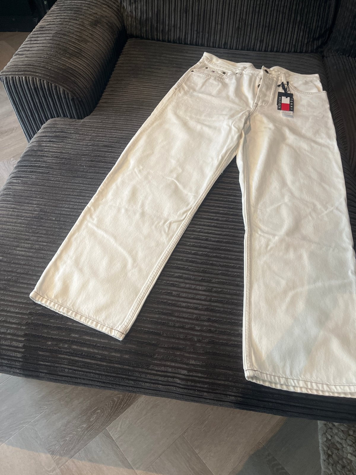 Tommy Hilfiger Jeans W32/30 - Nieuw met kaartjes, Ophalen of Verzenden, Nieuw, Wit, W32 (confectie 46) of kleiner