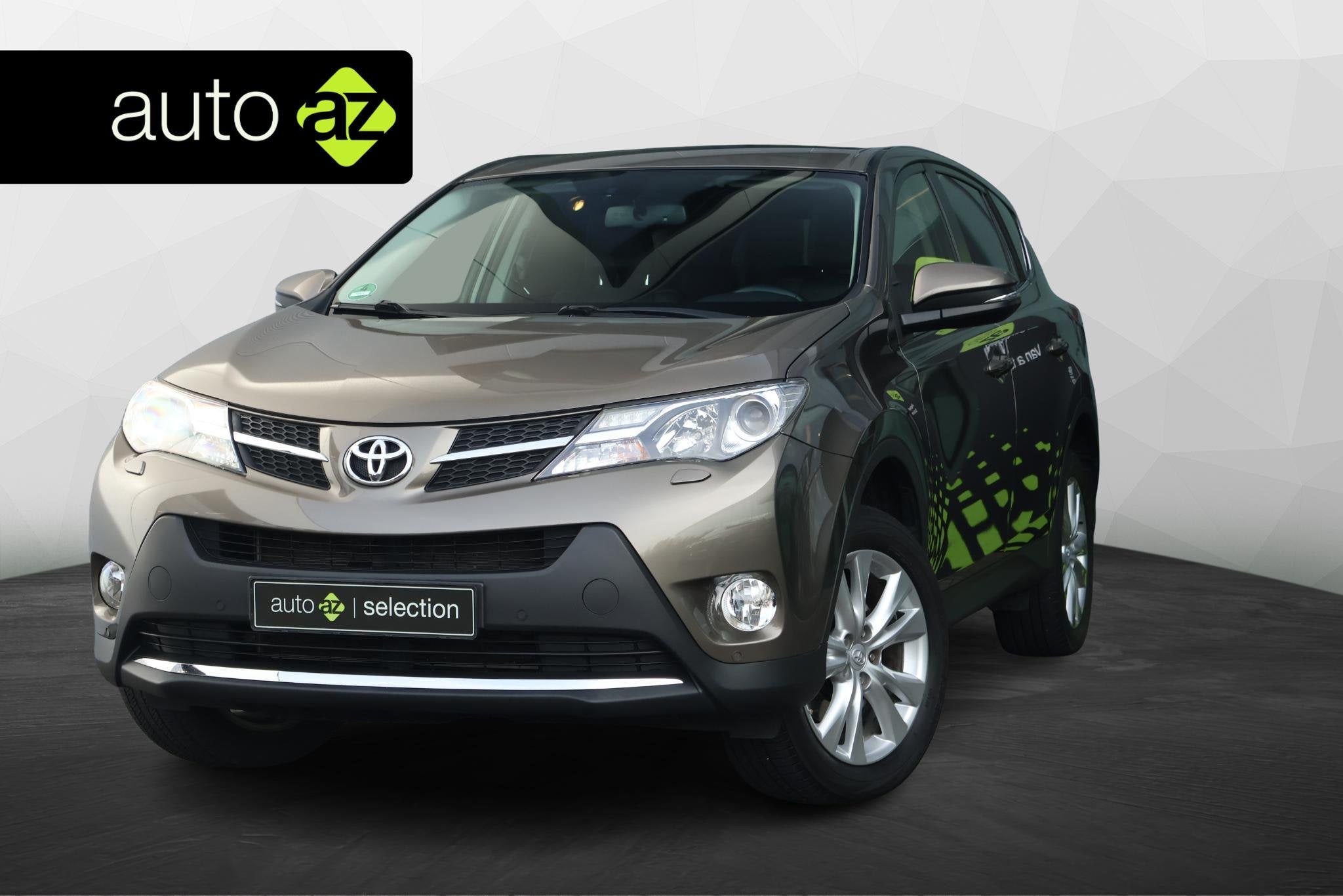 Toyota RAV4 2.0 Executive Business 4WD / Trekhaak / Camera /, Auto's, Automaat, Gebruikt, 4 cilinders, Bruin