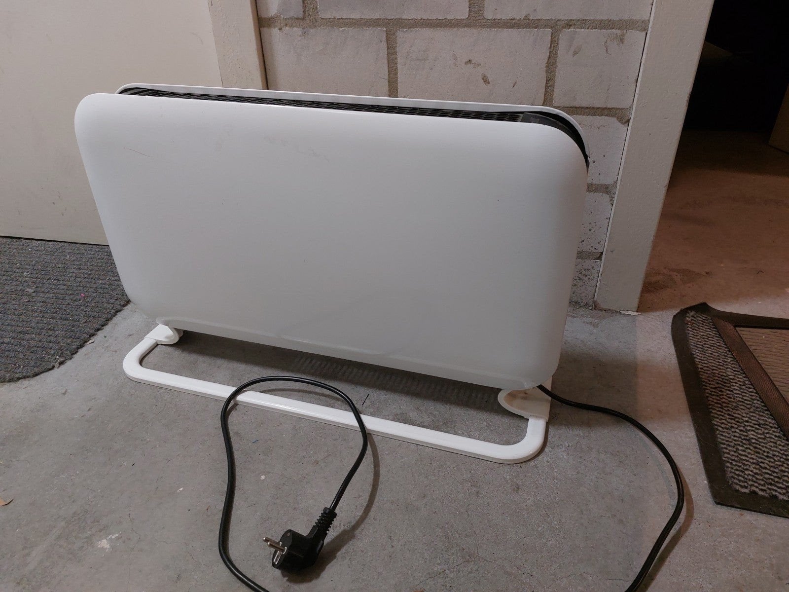 Electric heater Mill, Doe-het-zelf en Verbouw, Ophalen, 30 tot 80 cm, Gebruikt, Radiator