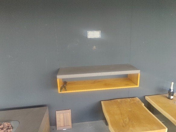 MK-Creations zwevend TV-meubel eiken/beton – Made in NL, Huis en Inrichting, Ophalen, Landelijk | Design beton, 100 tot 150 cm