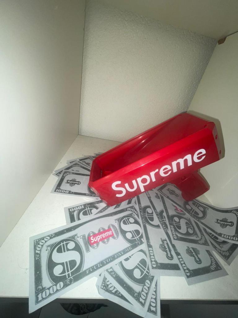 Supreme money gun