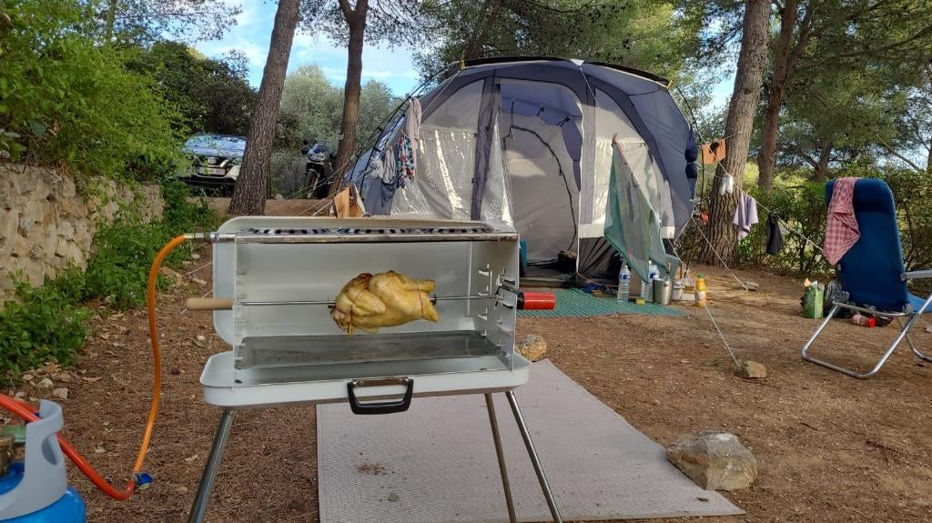 Camping grill met draaiend spit, Caravans en Kamperen, Kampeeraccessoires, Ophalen, Gebruikt