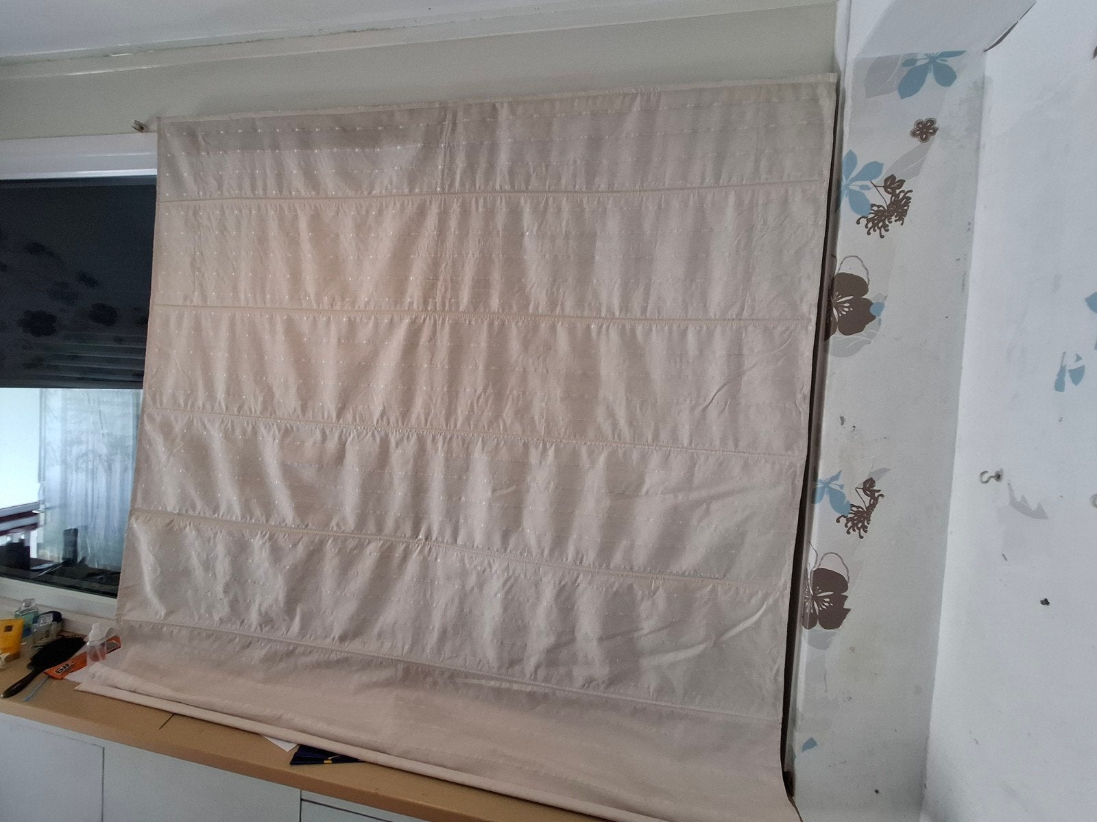 Twee crèmekleurige vouwgordijnen (178x176 cm), Ophalen, 178 cm, Gebruikt, Vouwgordijn