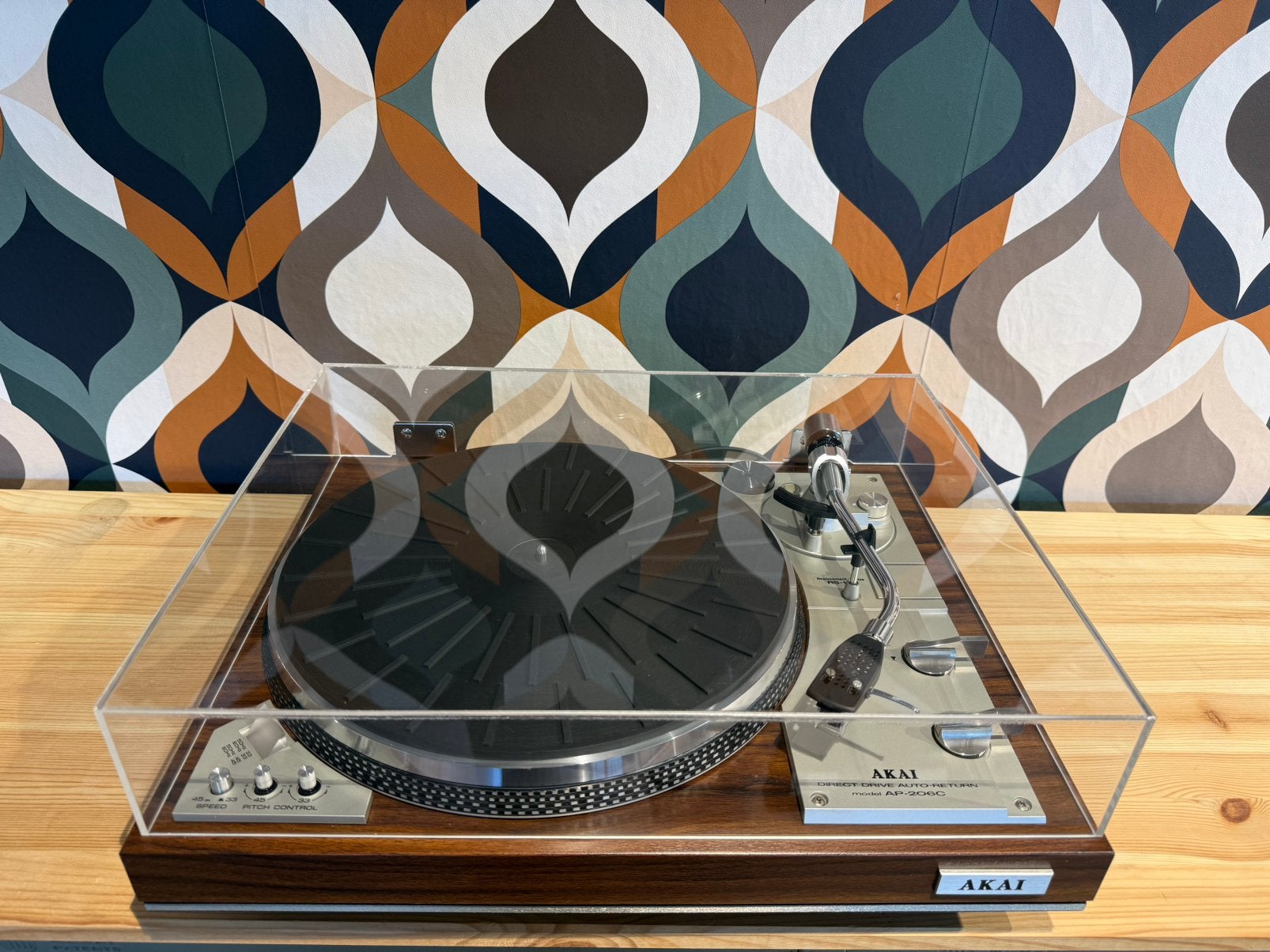 Akai AP-206C, gereviseerd, nieuwstaat, 1 jaar garantie, Ophalen, Pitch-regelaar, Zo goed als nieuw, Platenspeler