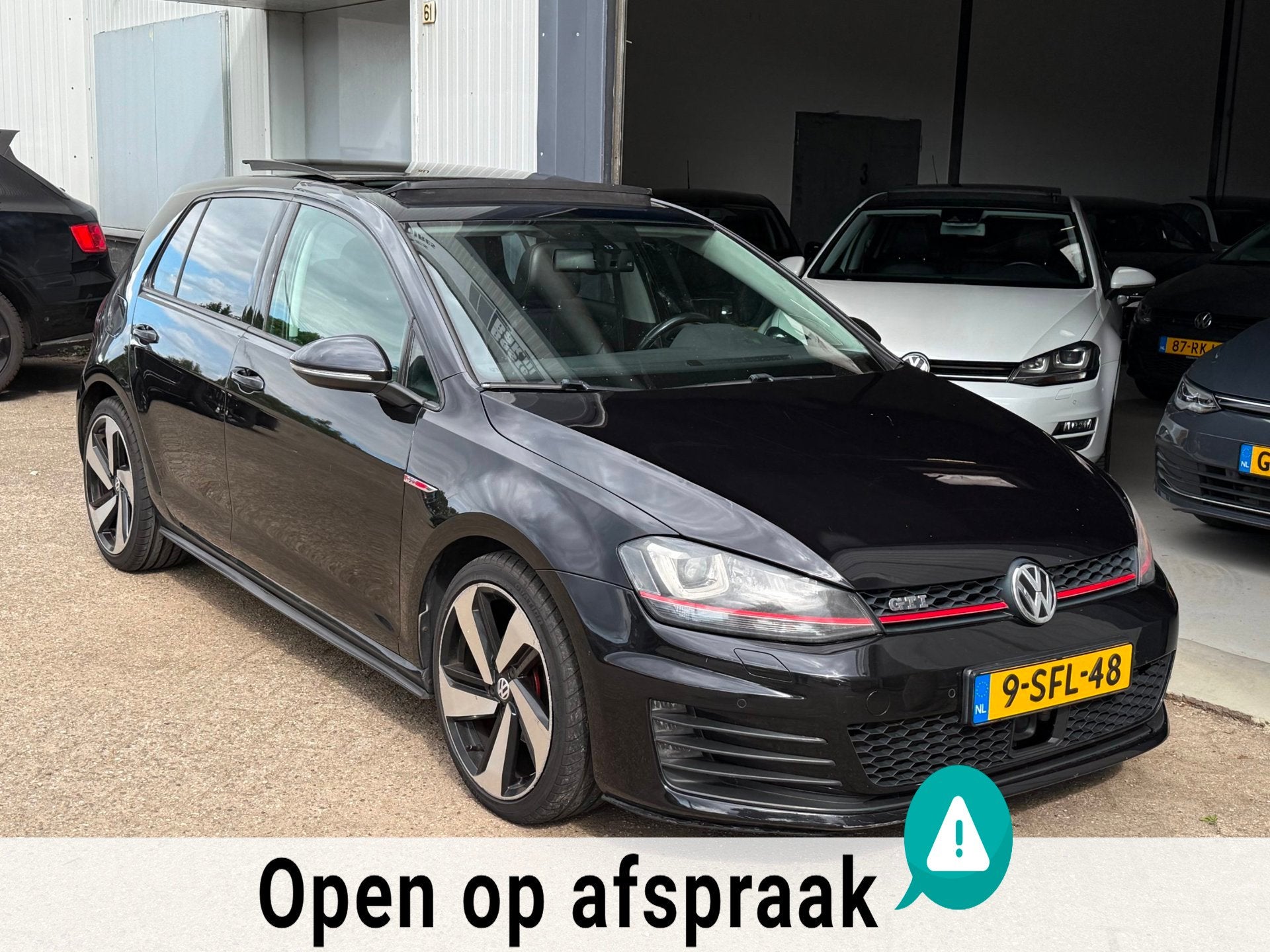 Volkswagen Golf 1.6 TDI GTI Pakket Panoramadak Xenon-LED!, Auto's, Volkswagen, Voorwielaandrijving, Euro 5, Gebruikt, Zwart