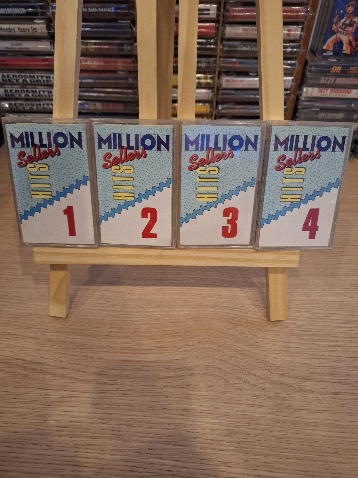 Million Sellers Hits 1-4 Cassettebandjes (Pop/Rock), Cd's en Dvd's, Gebruikt, 2 t/m 25 bandjes, Ophalen of Verzenden, Voorbespeeld