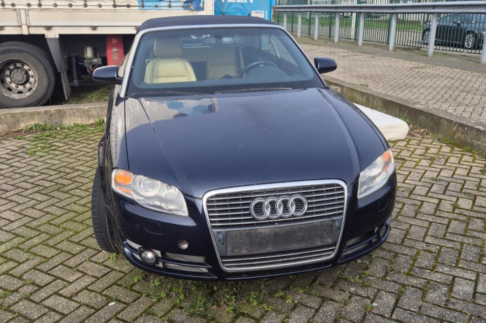 A4 cabrio voor onderdelen, Auto-onderdelen, Voor, Nieuw, Motorkap, Audi