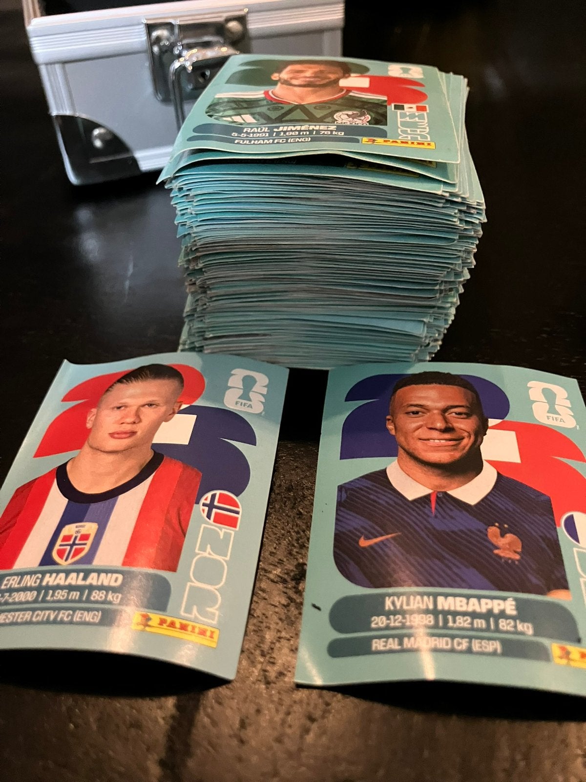 Wk stickers, Ophalen of Verzenden, Zo goed als nieuw, Meerdere stickers
