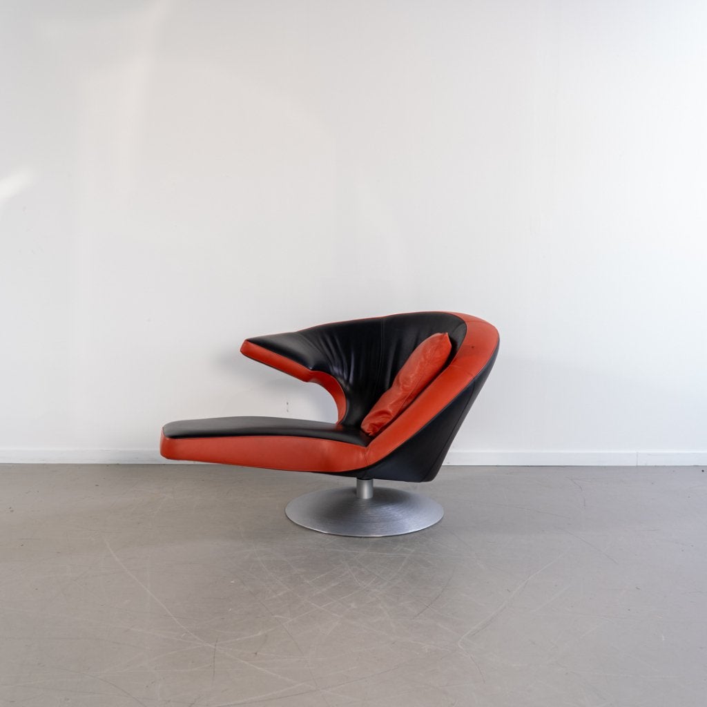 1x Leolux Parabolica Fauteuil Oranje/Zwart Leer - Aluminium, Niet ingevuld, 125 tot 150 cm, Niet ingevuld, Ophalen of Verzenden