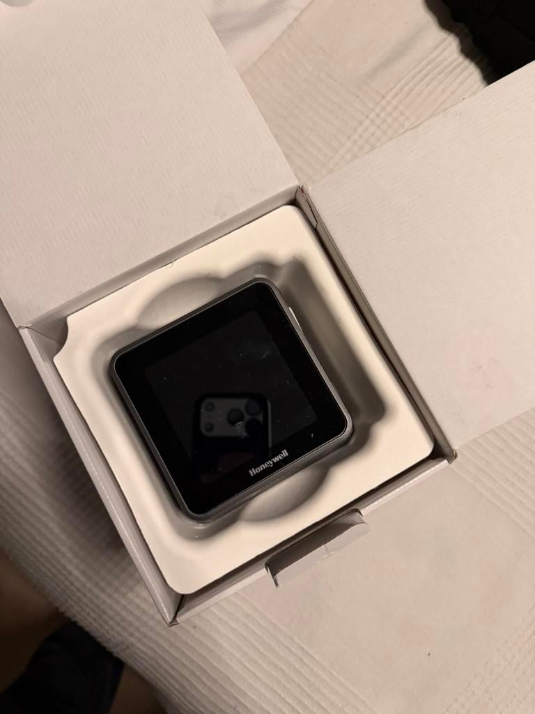 Honeywell lyric t6 smart thermostaat, Ophalen of Verzenden, Zo goed als nieuw, Binnenthermometer