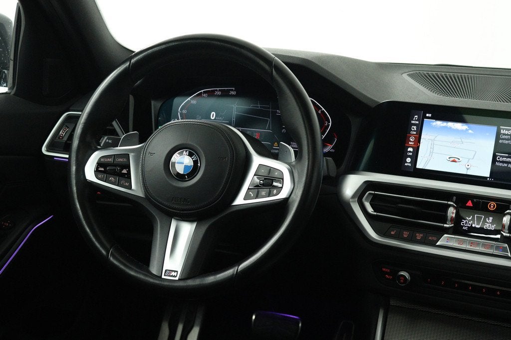 BMW 3-serie 320i High Executive (PANORAMADAK, CAMERA, STOELV, Auto's, BMW, Automaat, 1998 cc, Achterwielaandrijving, Gebruikt