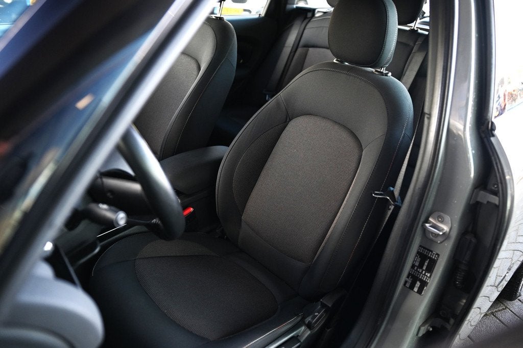 MINI Clubman Cooper Salt / Navigatie / Apple CarPlay / Cruis, Auto's, Mini, 12 maanden, Gebruikt, Origineel Nederlands, Handgeschakeld