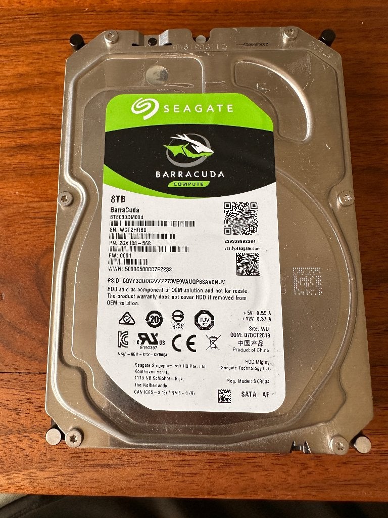2 stuks harde schijven Seagate Barracuda 8 TB, Computers en Software, Ophalen, Intern, Gebruikt, Seagate