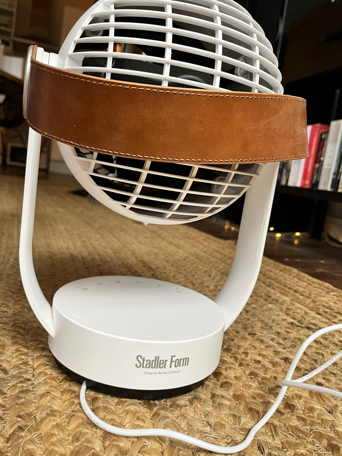 Stadler Form Simon Tafelventilator - Wit met leer, Witgoed en Apparatuur, Ventilatoren, Zo goed als nieuw, Tafelventilator, Ophalen