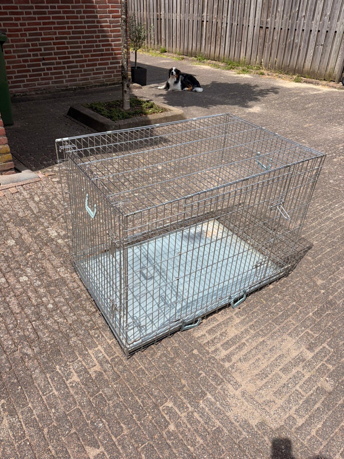 Honden bench staal 106x70 80hoog, Ophalen