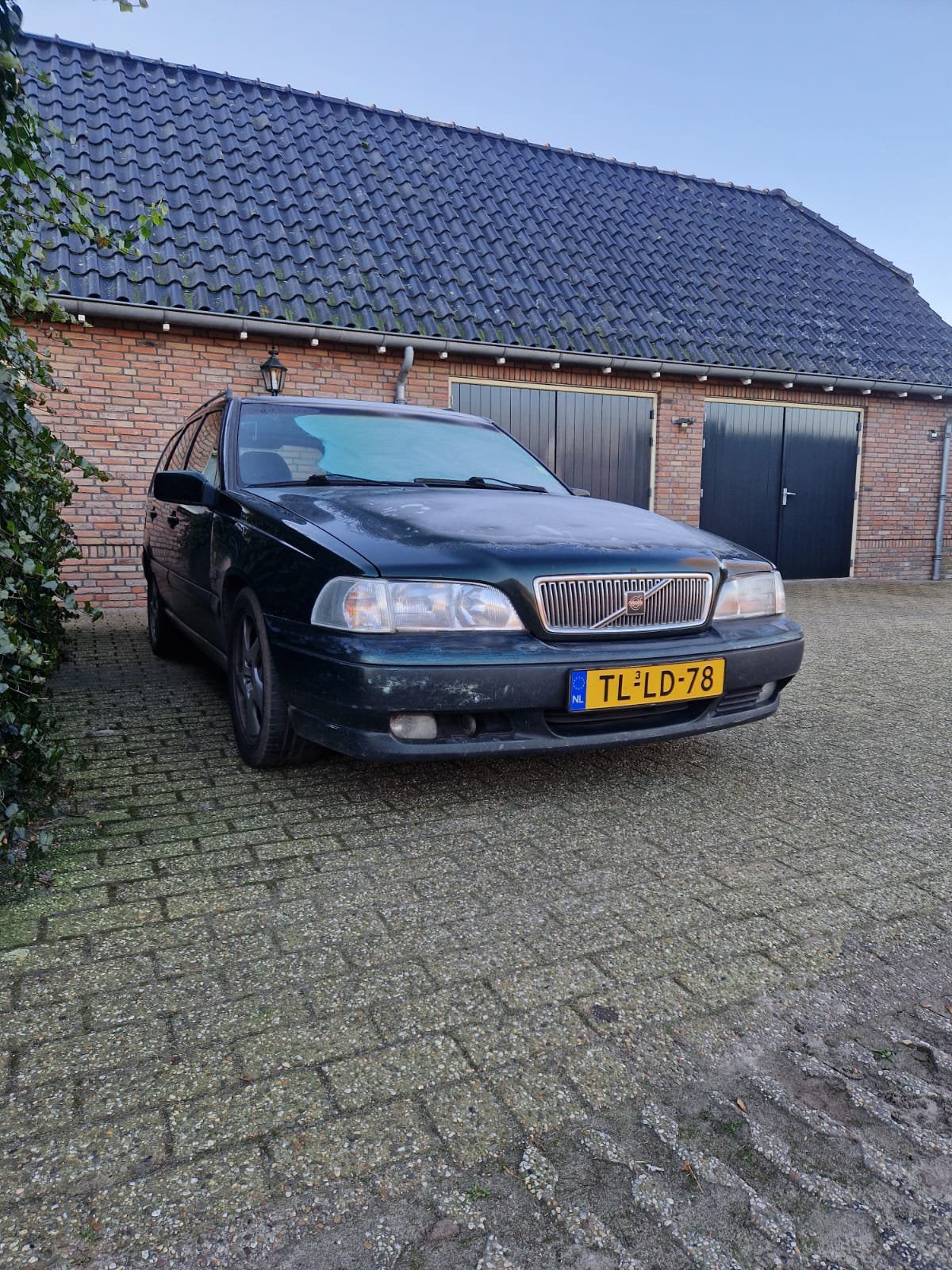 Volvo V70 2.5 1998 Groen, Ophalen of Verzenden
