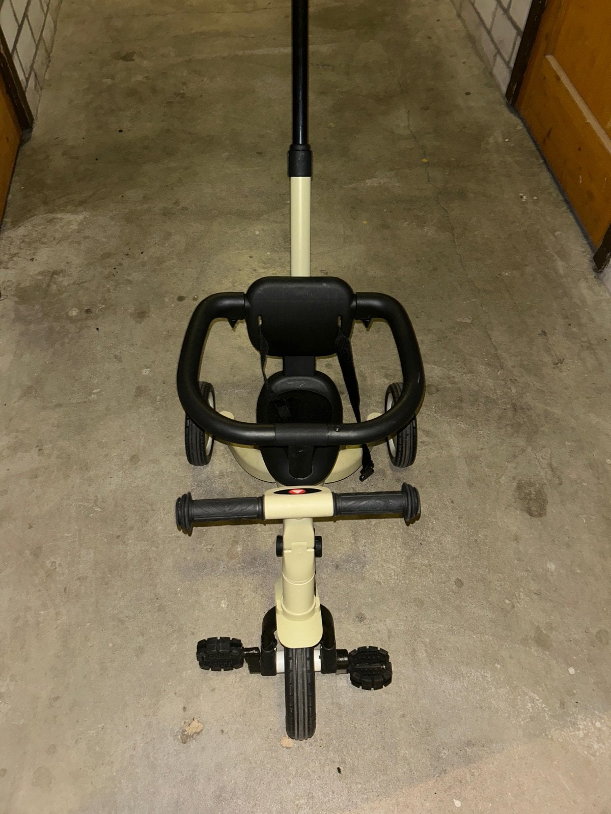 Kinder driewieler met duwstang en verstelbare zitting, Ophalen, Gebruikt, Duwstang