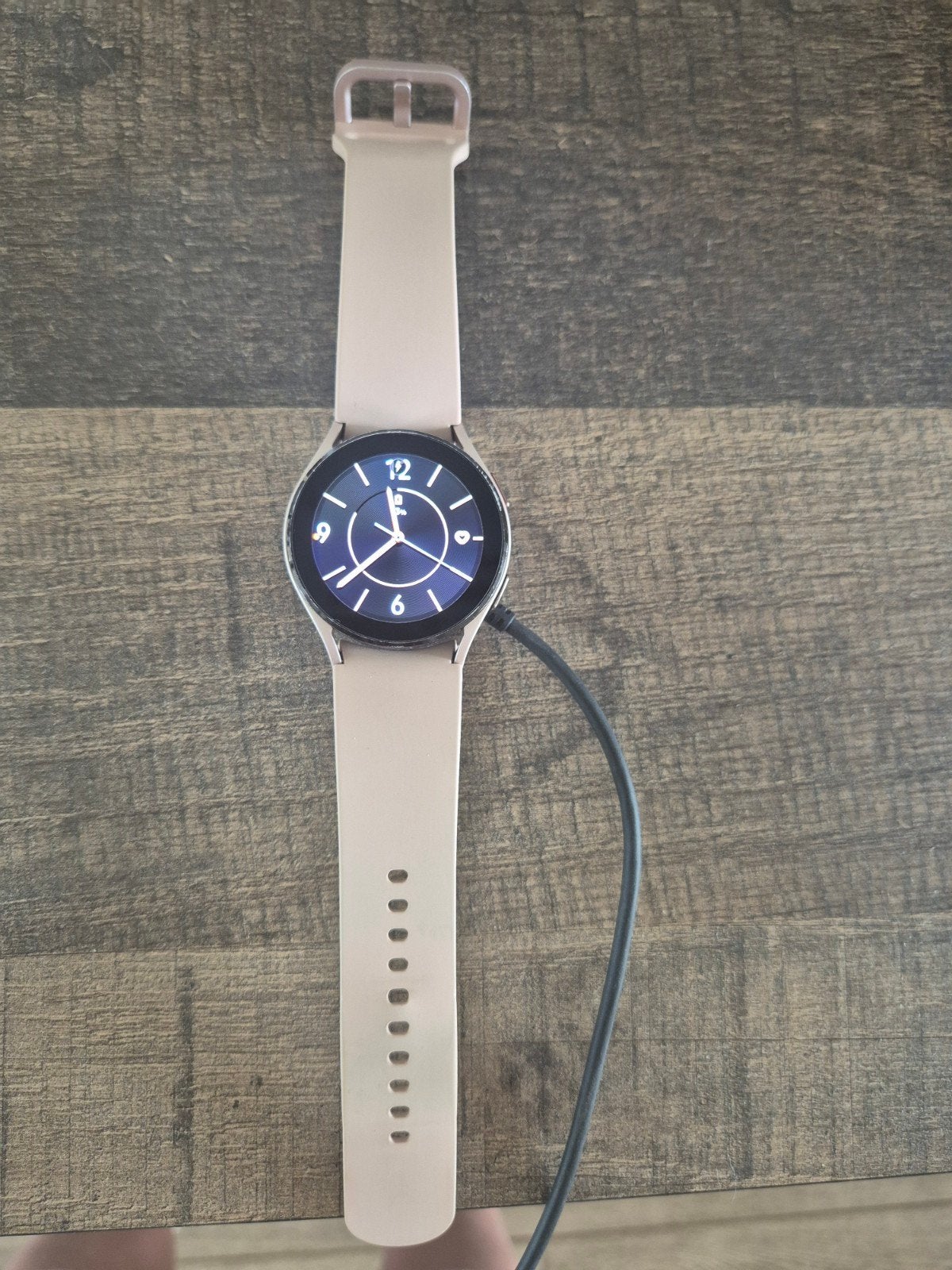Smartwatch 40mm Rosé met crèmekleurig bandje, Gebruikt, Samsung galaxy watch 4 40mm, Ophalen of Verzenden, Waterdicht