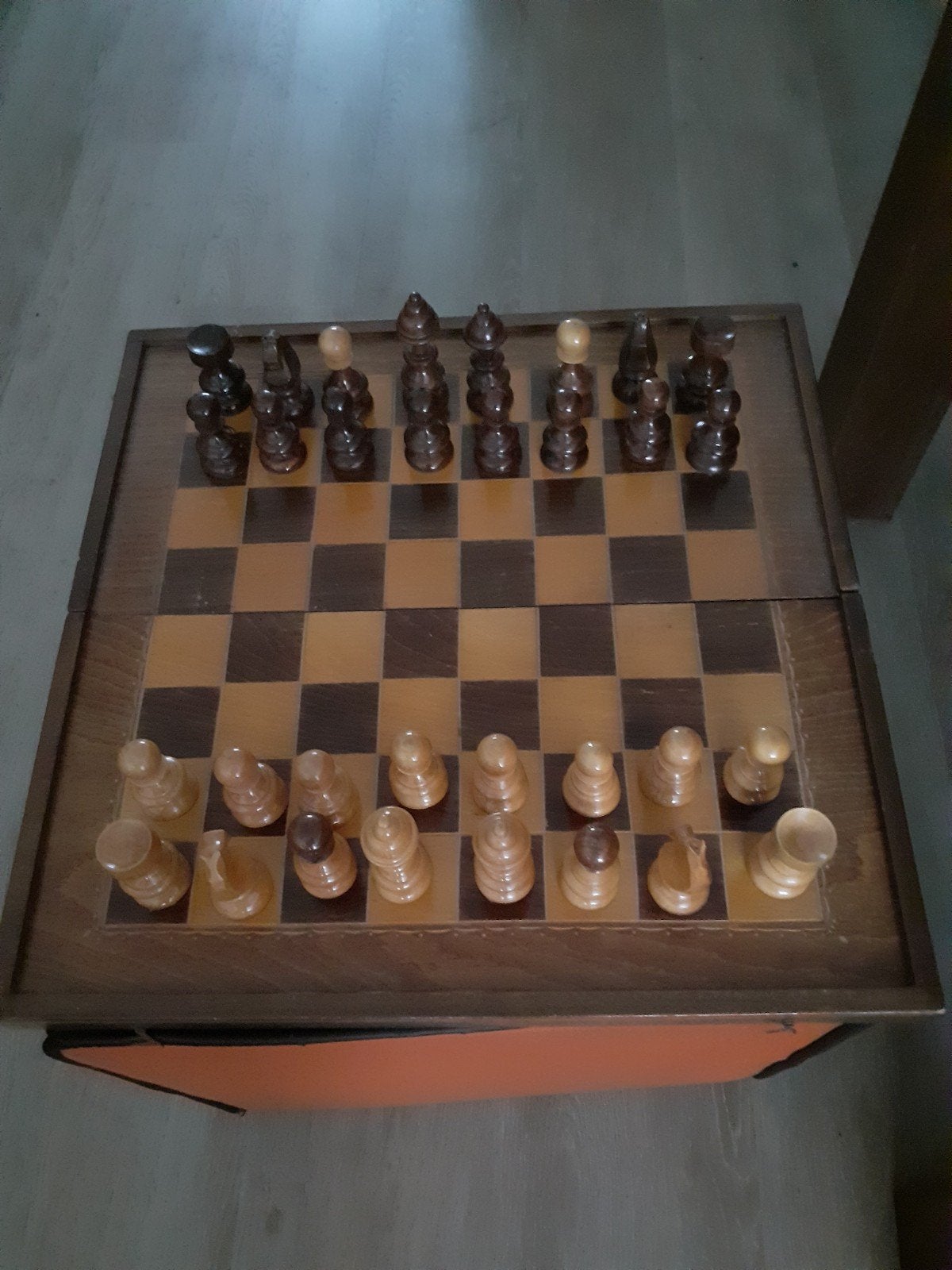 Houten schaakspel - Nieuwstaat en compleet, Een of twee spelers, Onbekend, Nieuw, Ophalen of Verzenden