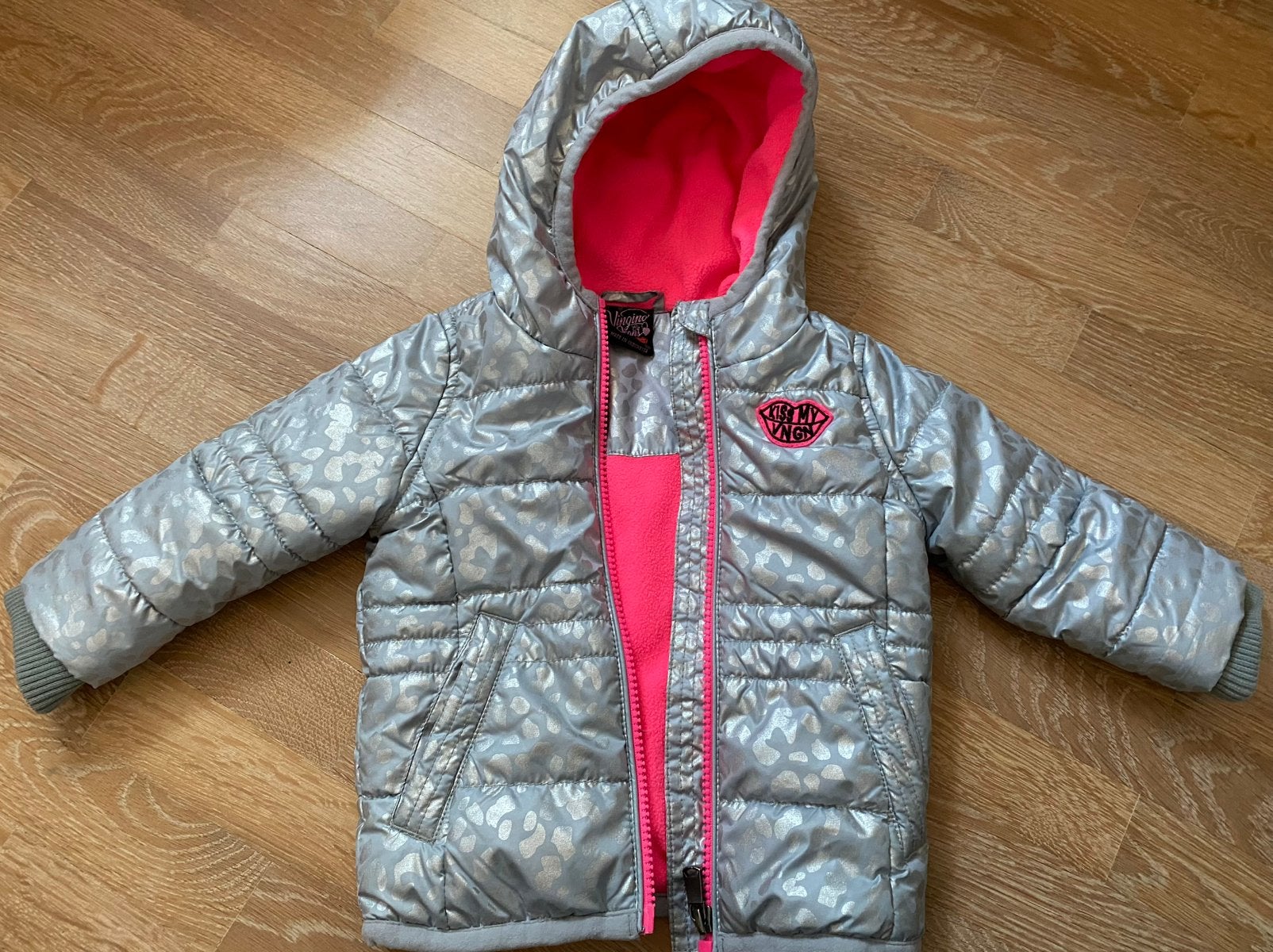Vingino winterjas maat 74 roze/ zilver, Ophalen of Verzenden, Zo goed als nieuw, Meisje, Jasje