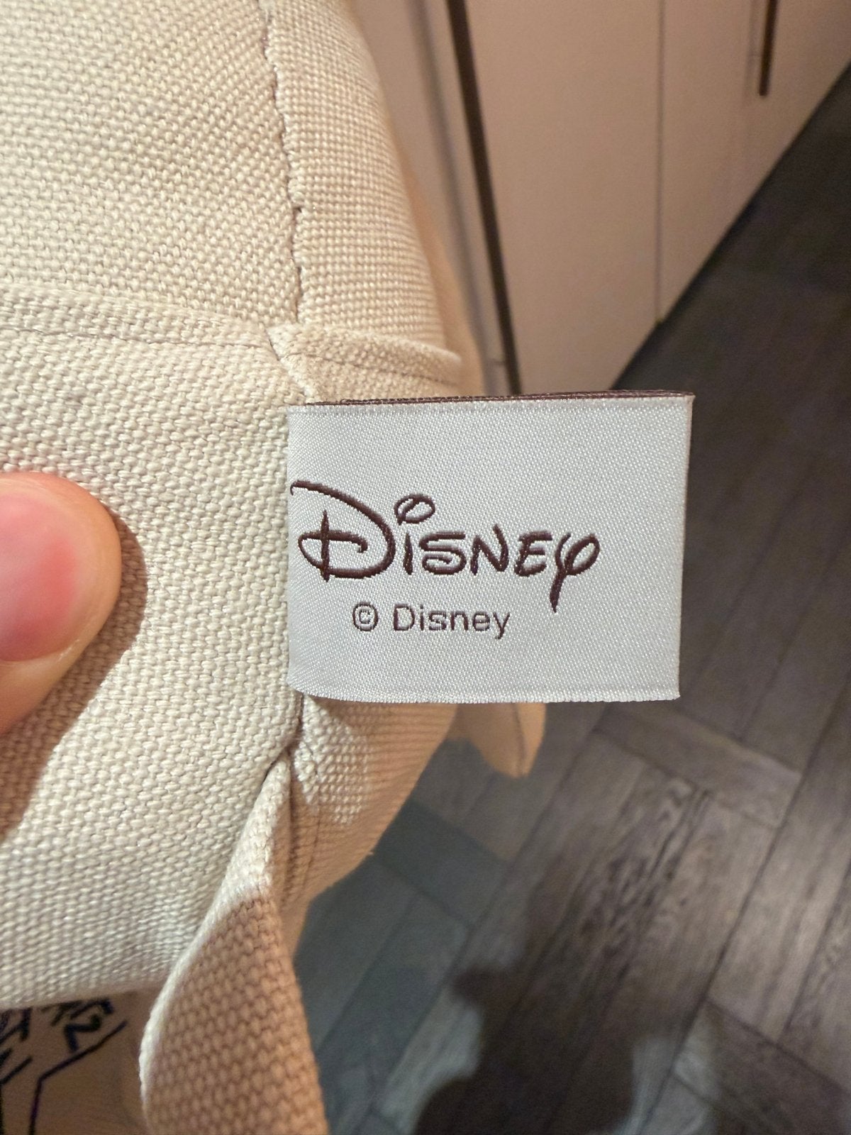 Foto 3 van Daniel Arsham x Disney Mickey Mouse collectible- Nieuw