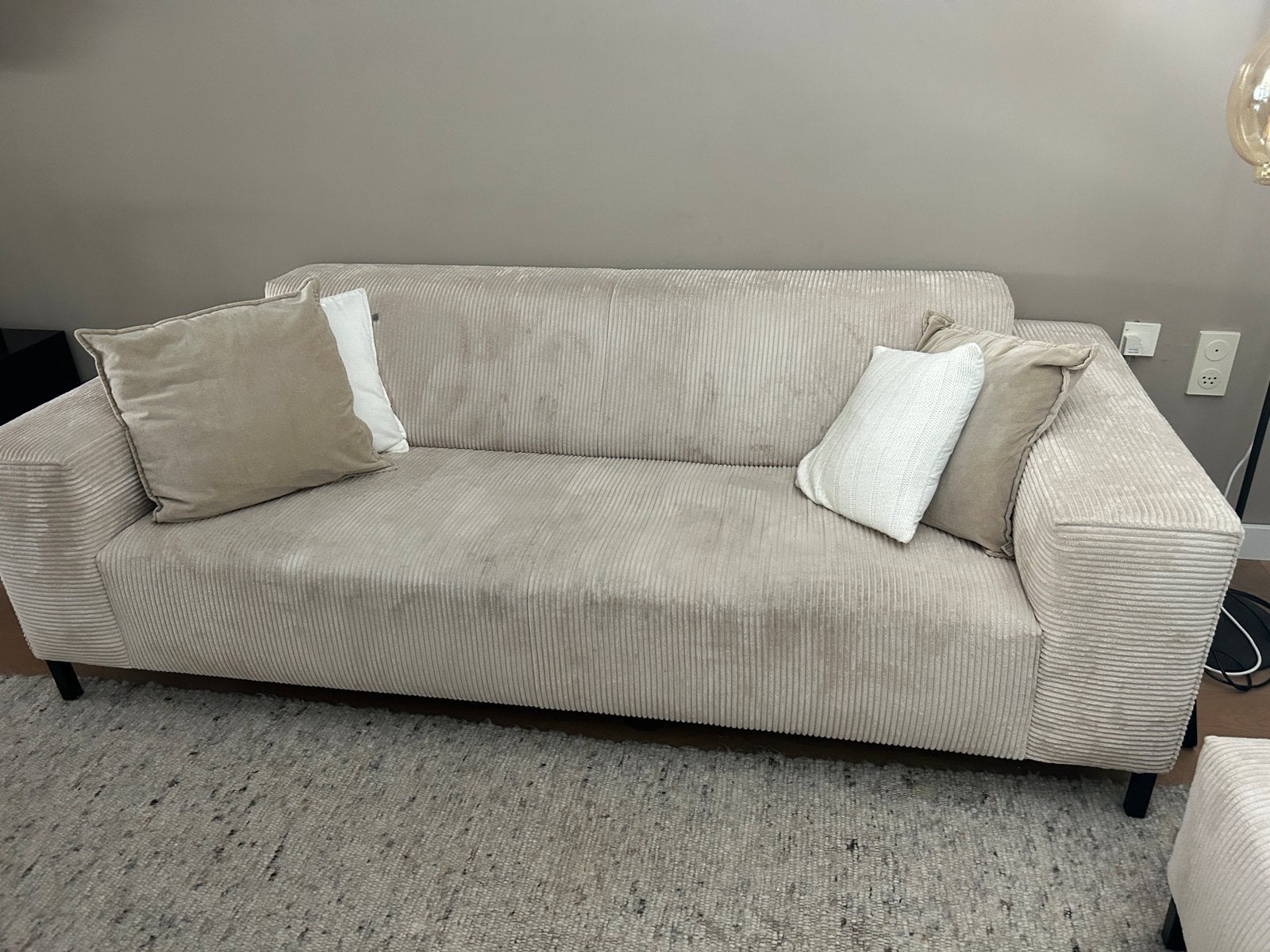 Mooie creme kleurige bank, Ophalen, Zo goed als nieuw, 75 tot 100 cm
