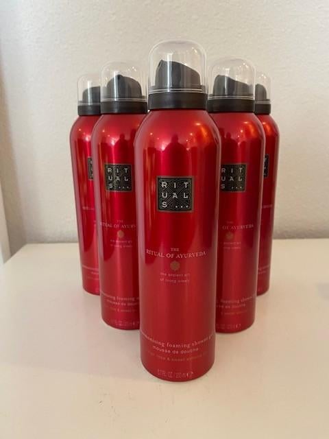 Nieuw Rituals Ayurveda foaming shower gel douche foam, Ophalen of Verzenden, Nieuw, Bad & Douche